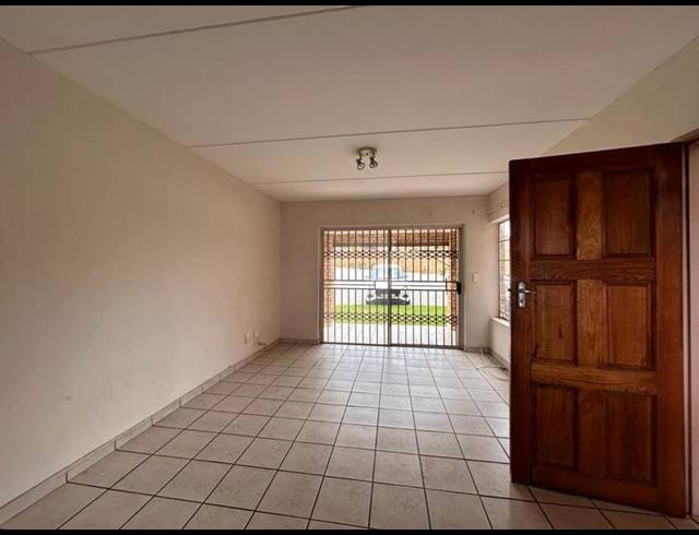 2 BEDROOM APARTMENT FOR SALE IN HALFWAY GARDENS